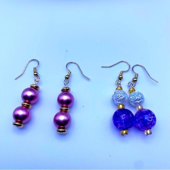 Set of Two NWOT Pink and Vibrant Purple Rose Floral Long Beaded Dangle Earrings - Picture 1 of 5